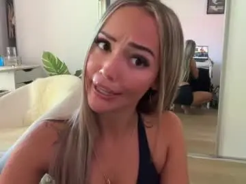 Chaturbate Best live sex cam show of luvlivvyy