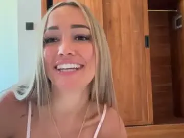 Chaturbate Adult Webcam of luvlivvyy