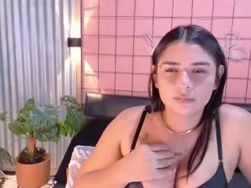 Chaturbate Live Sex of mensia_hernandez