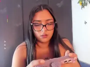 Chaturbate Live Sex of mensia_hernandez