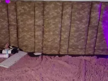 Chaturbate Adult Webcam of missdionne__curly