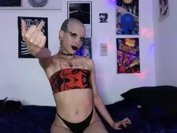 Chaturbate Live Sex Cam of plutonbluemoon_999