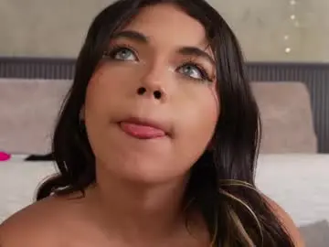 Chaturbate Free Live Porn of willow_hendrix