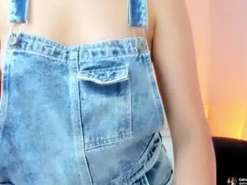 Chaturbate Live Sex Cam of gabriellahoney18