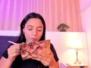 Chaturbate Adult Video Chat of meggymae01