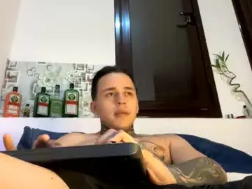 Chaturbate Nude Webcam of ryan_blake1