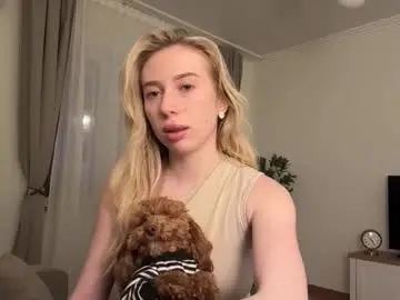 Chaturbate Free Porn Cam of shontaheaivilin