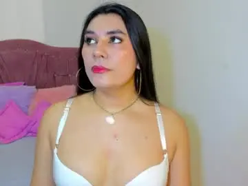 Chaturbate Live Porn of yourlatina_emely