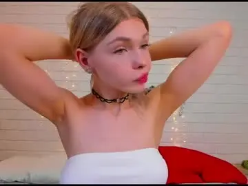 Chaturbate Free Live Porn of blondy_fina