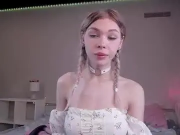 Chaturbate Live Sex of blondy_fina