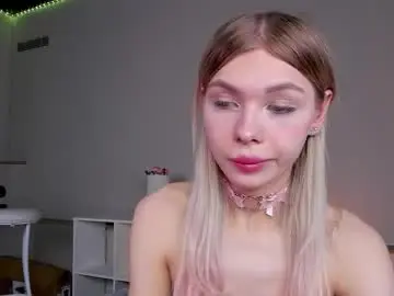 Chaturbate Free Live Porn of blondy_fina