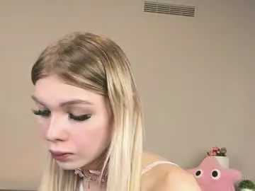 Chaturbate Nude Webcam of blondy_fina