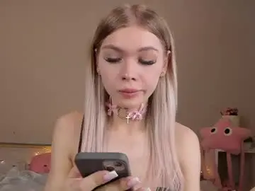 Chaturbate Live Sex of blondy_fina