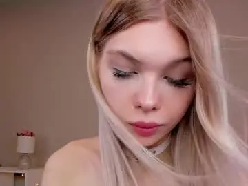 Chaturbate Live Porn of blondy_fina