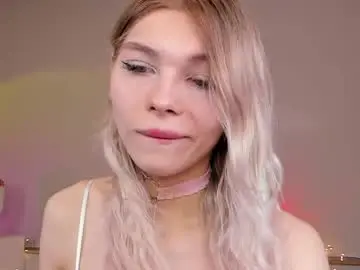 Chaturbate Live Sex of blondy_fina