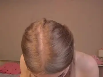 Chaturbate Adult Video Chat of blondy_fina