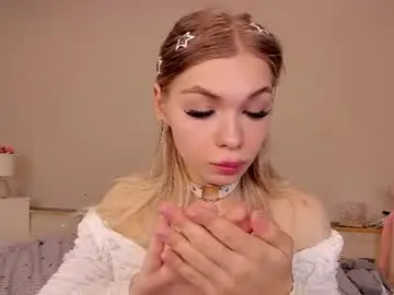 Chaturbate Best live sex cam show of blondy_fina