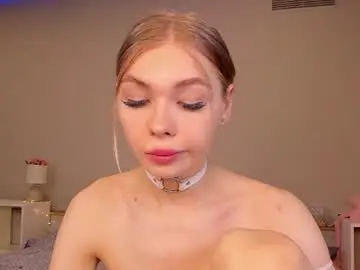 Chaturbate Live Porn of blondy_fina