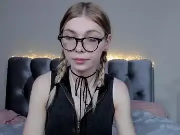 Chaturbate Adult Webcam of blondy_fina