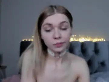 Chaturbate Free Porn Cam of blondy_fina