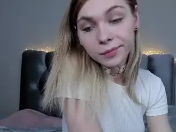 Chaturbate Adult Video Chat of blondy_fina