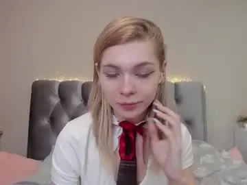 Chaturbate Watch Live Sex Cams of blondy_fina