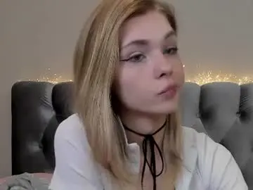 Chaturbate Sex Cam of blondy_fina