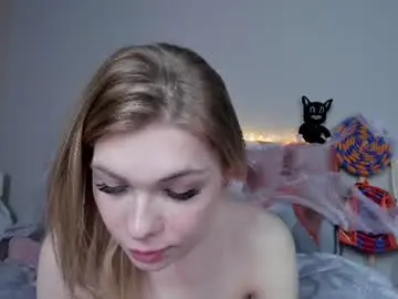 Chaturbate Adult Video Chat of blondy_fina
