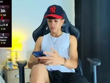 Chaturbate Adult Webcam of camilobass_