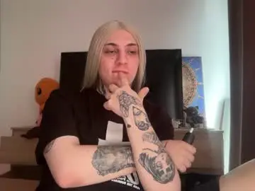 Chaturbate Free Porn Cam of chloevesper