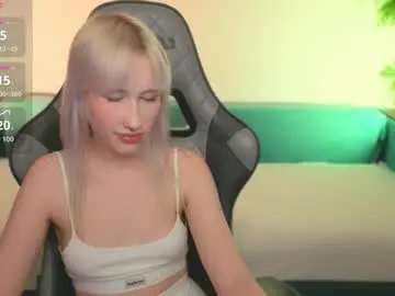 Chaturbate Free Porn Cam of chrome_heartz