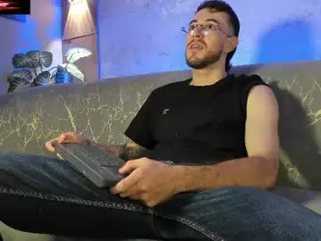 Chaturbate Nude Webcam of codyywalker