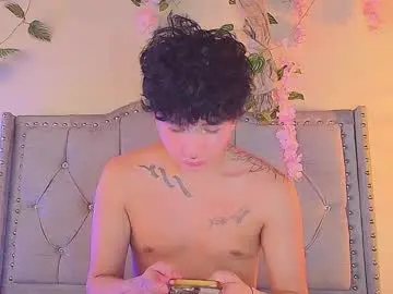 Chaturbate Live Porn of daimond_cooper