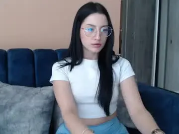 Chaturbate Free Porn Cam of divineisis