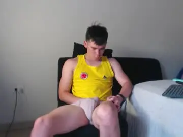 Chaturbate Watch Live Sex Cams of harry_brown2324