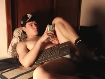 Chaturbate Adult Webcam of harry_brown2324