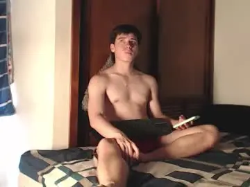 Chaturbate Free Live Porn of harry_brown2324