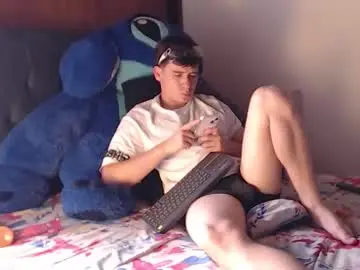 Chaturbate Sex Cam of harry_brown2324