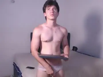 Chaturbate Live Sex Cam of harry_brown2324