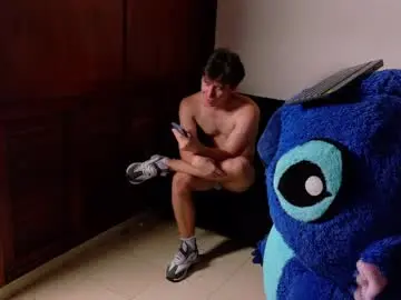 Chaturbate Adult Video Chat of harry_brown2324