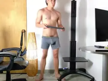 Chaturbate Nude Webcam of harry_brown2324