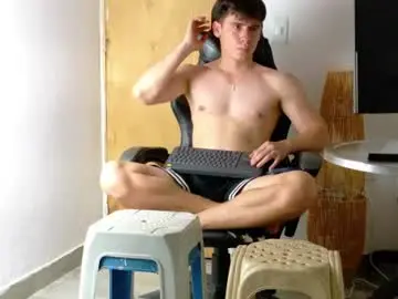 Chaturbate Adult Video Chat of harry_brown2324