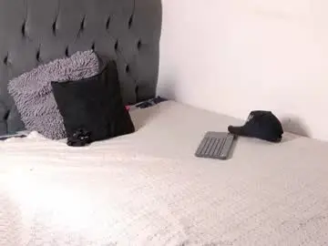 Chaturbate Adult Webcam of harry_brown2324