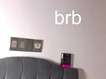 Chaturbate Watch Live Sex Cams of harry_brown2324