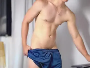 Chaturbate Live Sex Cam of harry_brown2324