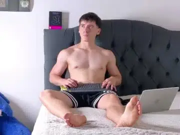 Chaturbate Adult Webcam of harry_brown2324