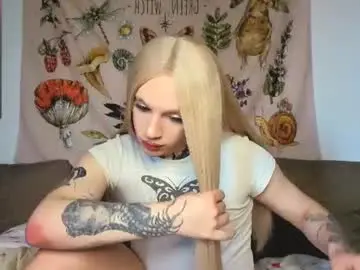 Chaturbate Free Live Porn of mavis_crystal