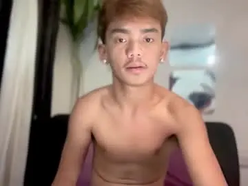 Chaturbate Free Porn Cam of p1noytwink_mier