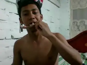 Chaturbate Watch Live Sex Cams of snoobmaster777