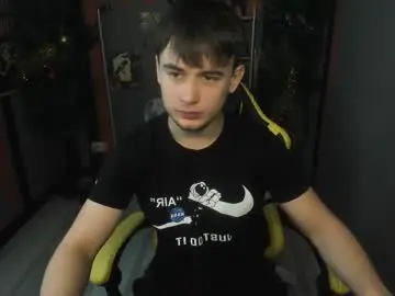 Chaturbate Best live sex cam show of alejandro_ellias